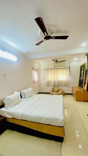 Shirdi Apartment | Silver ok appartment