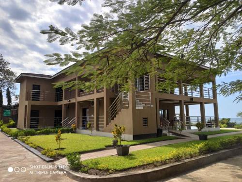 Senga Hotel | Silver Sands Holiday Resort