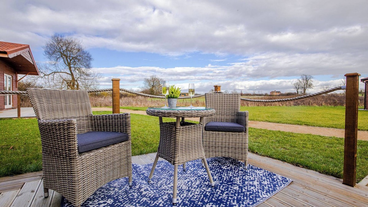 Snarestone Cabin | Silver Stag Properties, 1 BR Slate Lodge