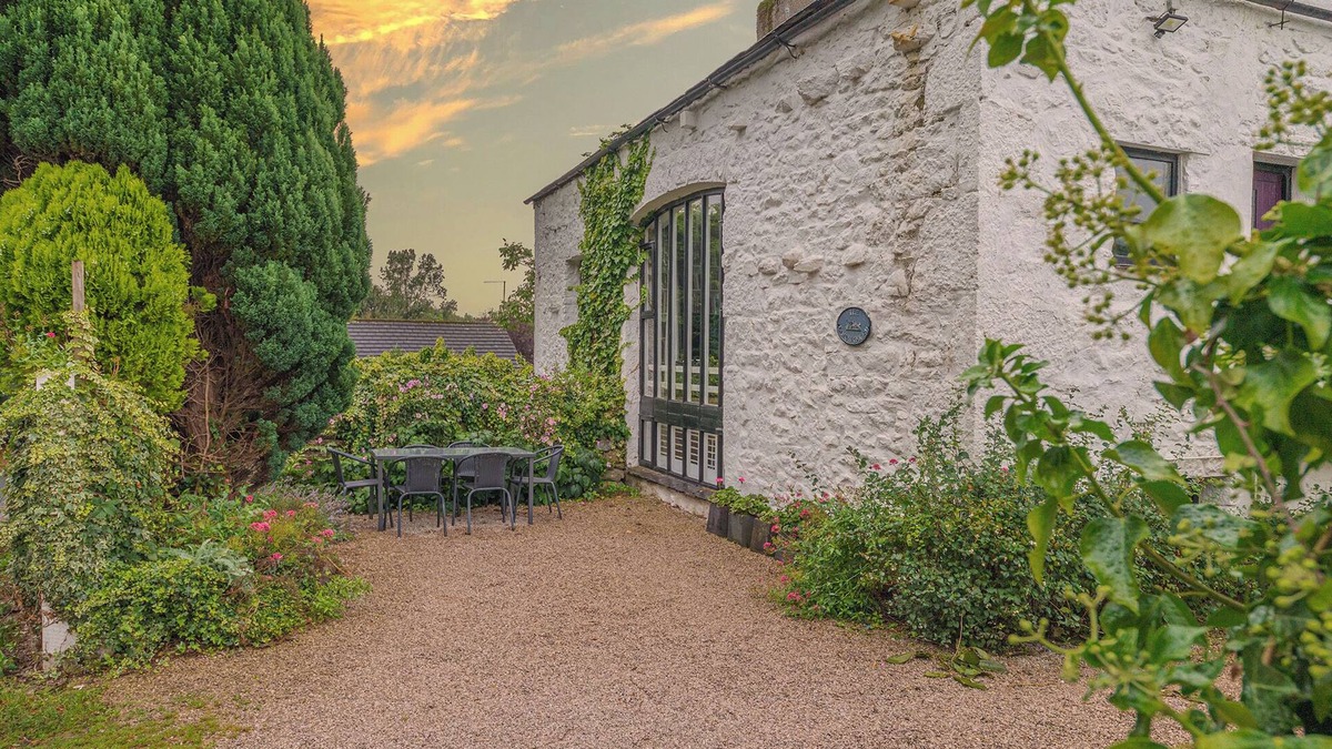 Silverdale Cottage | Silverdale Cottage Lake District/LancashirenTwo double, one twin