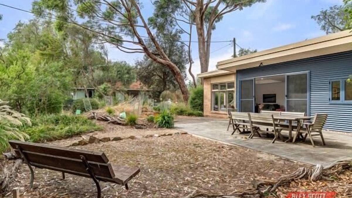 Silverleaves House | SILVERLEAVES HIDE AWAY 2- 6 GUESTS