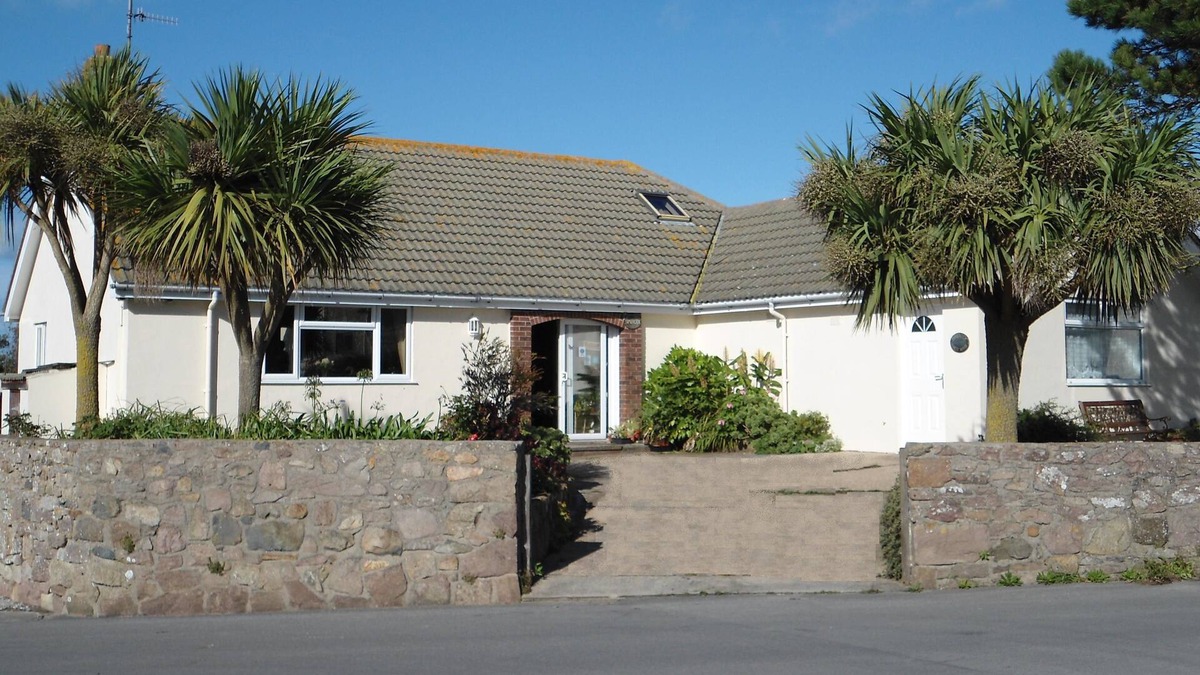 Hall House | Simerock Guest House