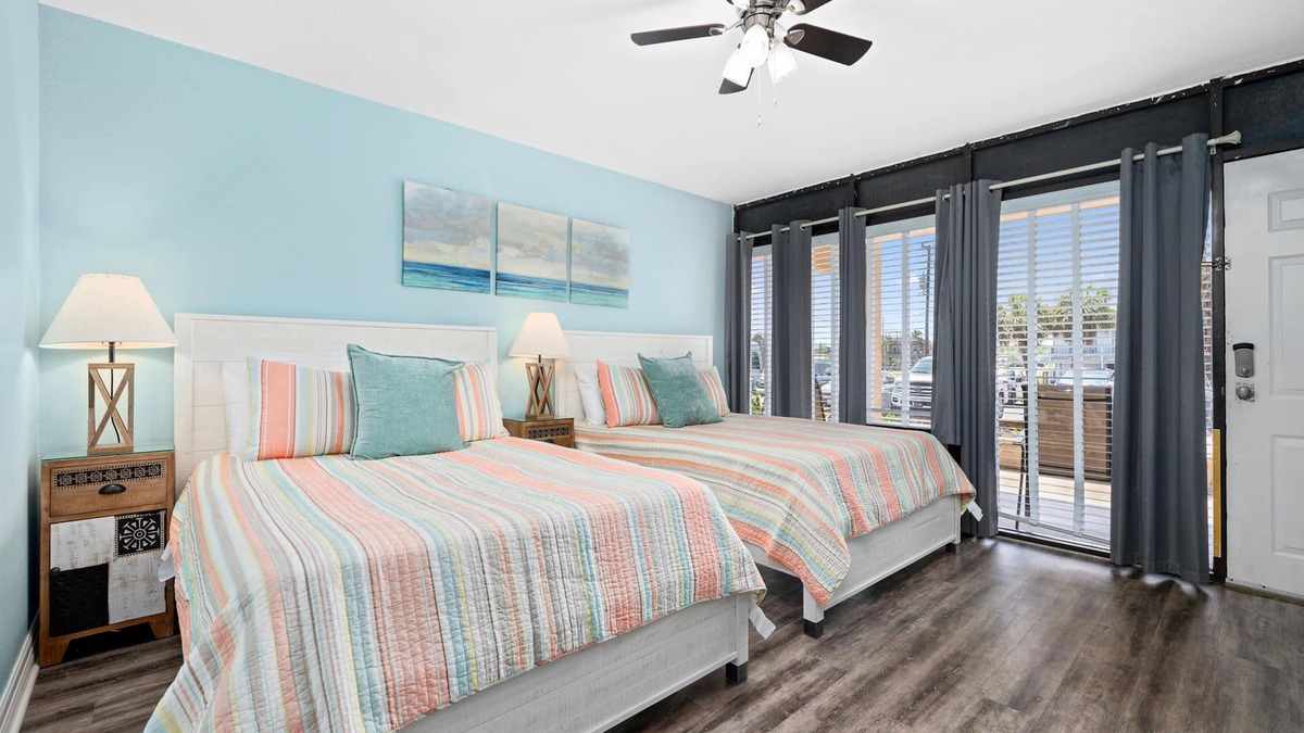 Rockport Condo | Simpatico | Community Pool + Hot Tub