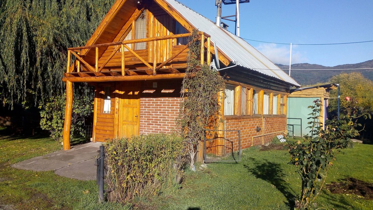 El Hoyo Cabin | Simple and beautiful cabin, it's like being in a mountain shelter
