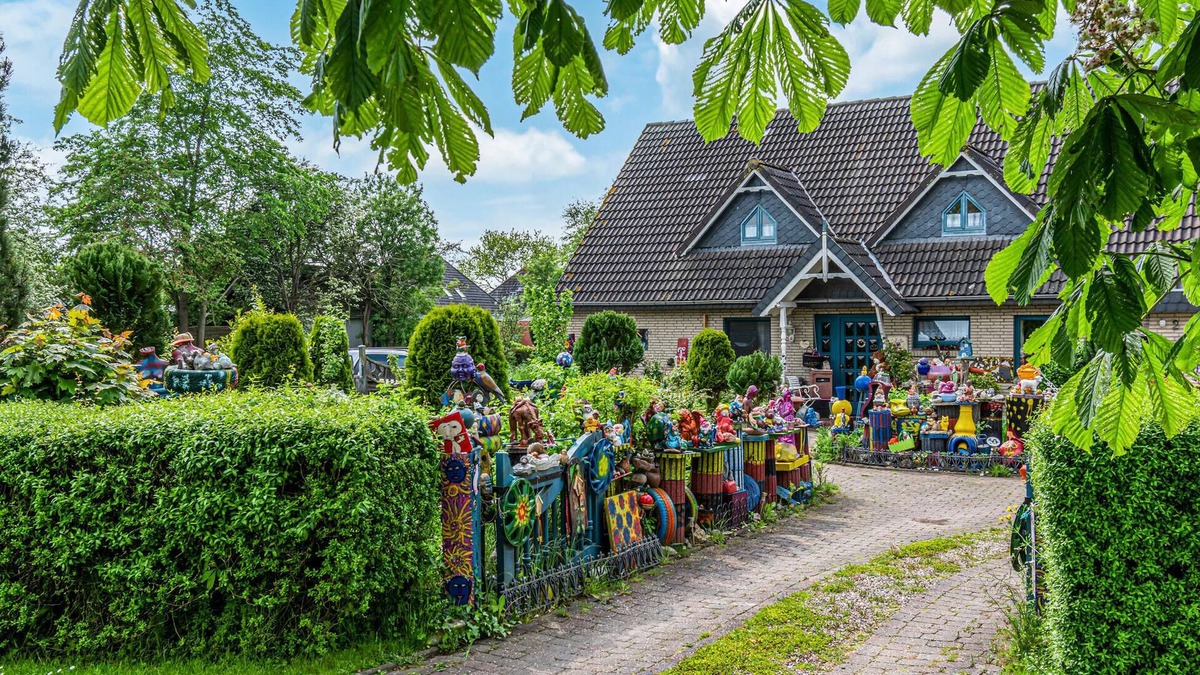 Fahretoft Apartment | Simple but cosy holiday apartment in a quiet location in Fahretoft.