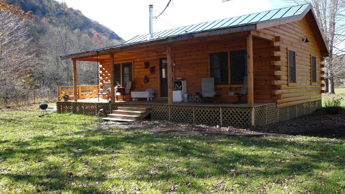 Monterey Cabin | Simple. Rustic. Luxury.