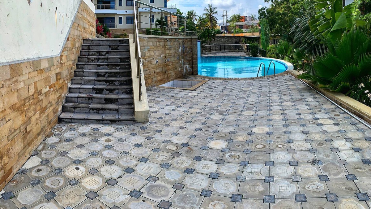 Ras Makamaiwe Apartment | Simplistic Ocean View of C52