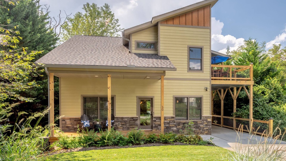 Asheville House | Simply Divine in West Asheville