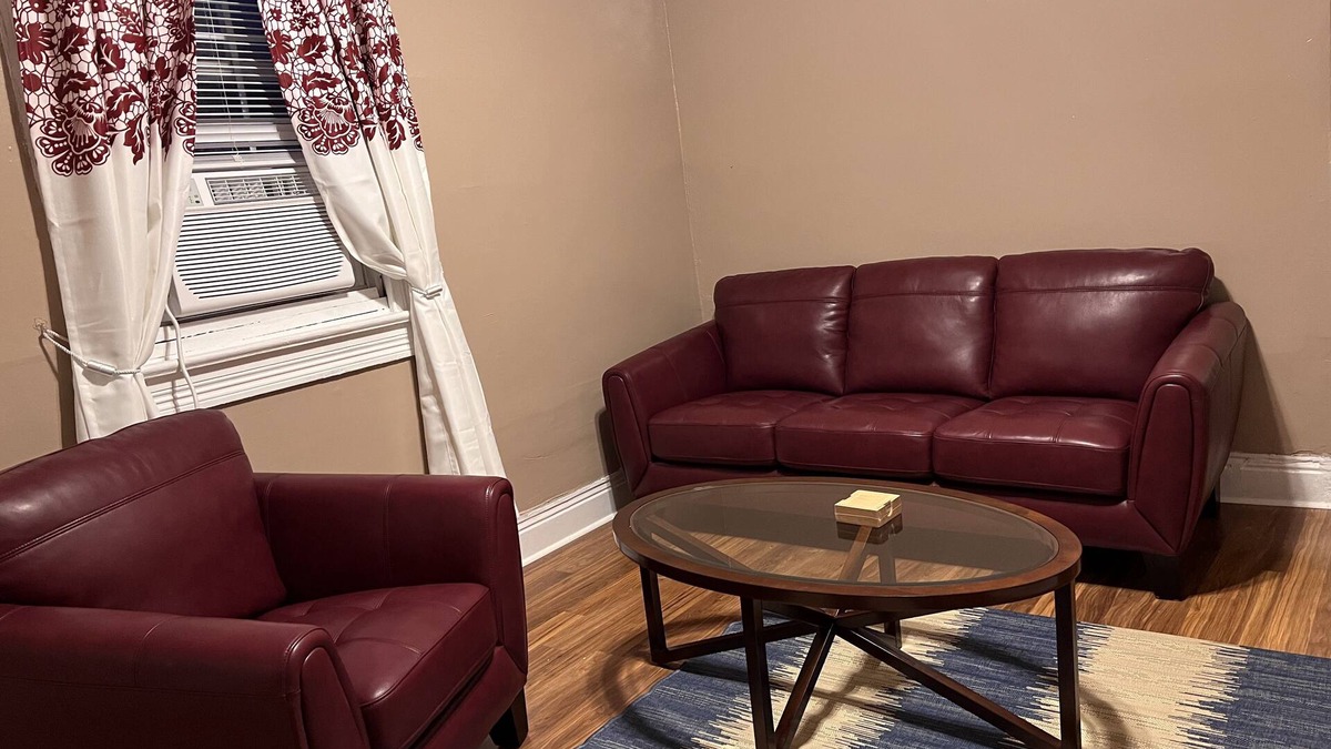 Holy Cross District House | Simply New Orleans