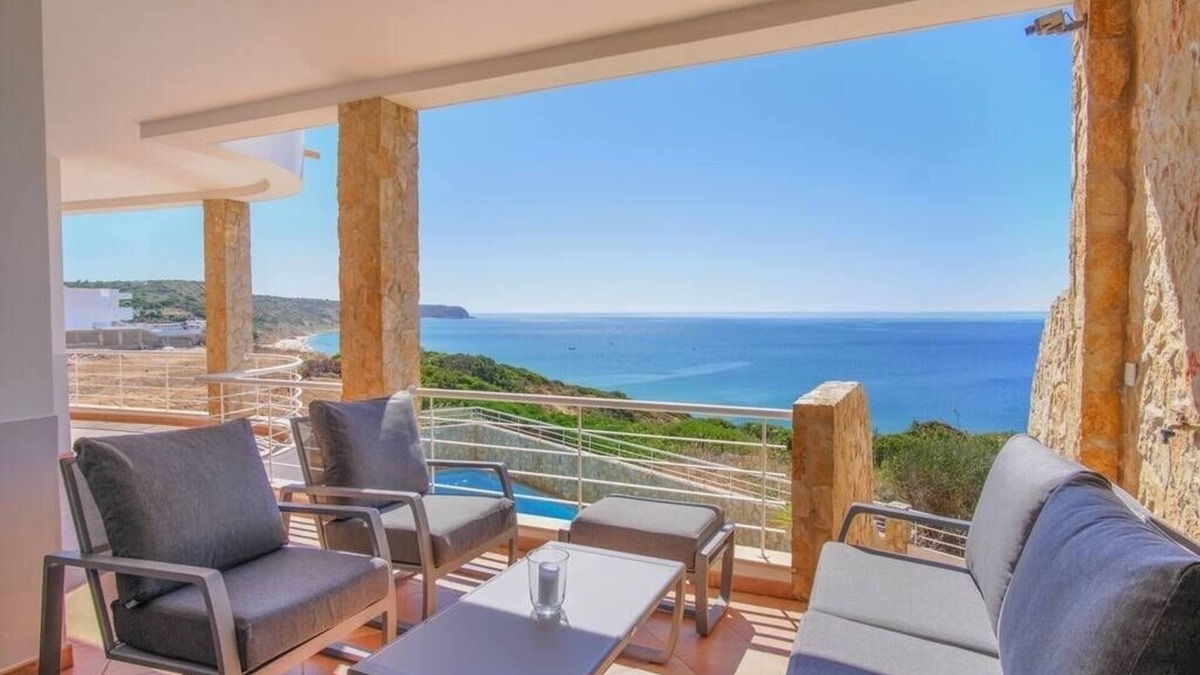 Salema Villa | Simply Salema - Casa das Estevas - Beach Villa