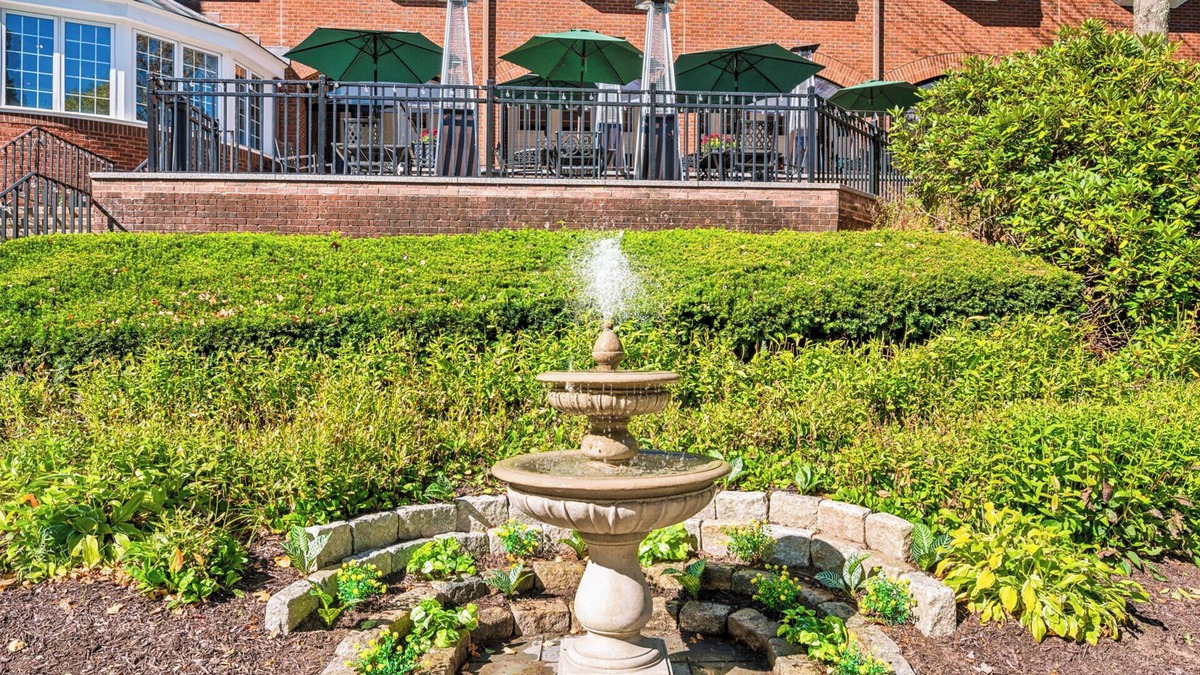 Simsbury Center Hotel | Simsbury Inn