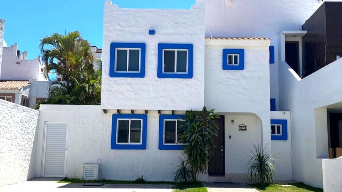 Quintas del Mar House | Sin imagentnCasa en Quintas del Mar con acceso a la playa