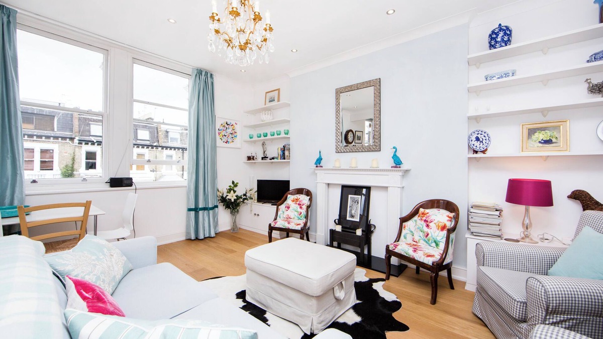Holland Park Apartment | SINCLAIR ROAD, KENSINGTON - 2-bedroom apartment in a quiet residential street