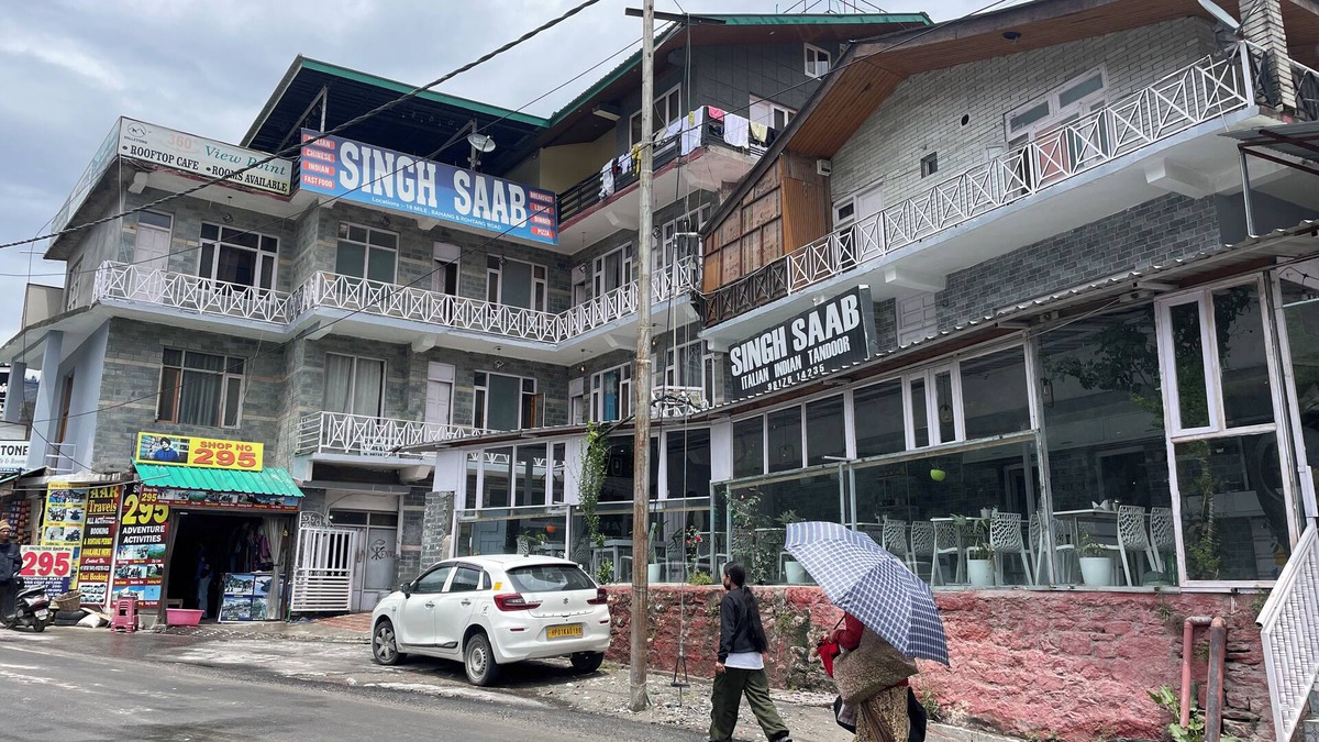 Vashist Hotel | Singh Saab Rooms & Cafe