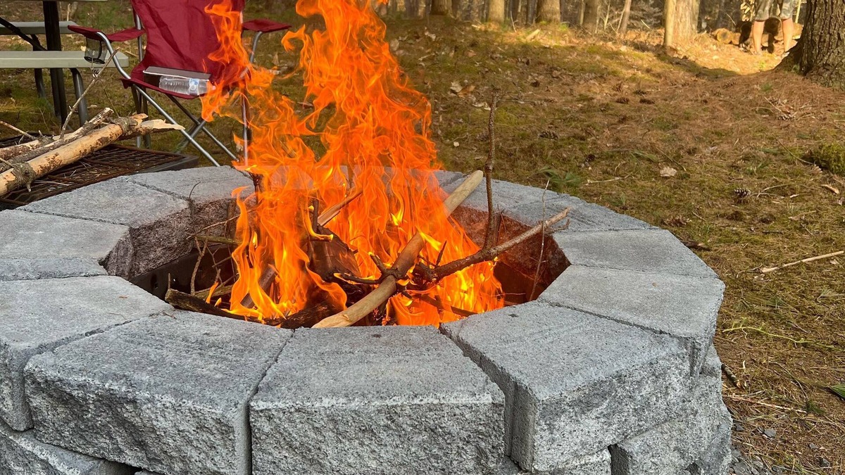 Brantingham House | "Singing Pines" Newly Built Vacation Rental