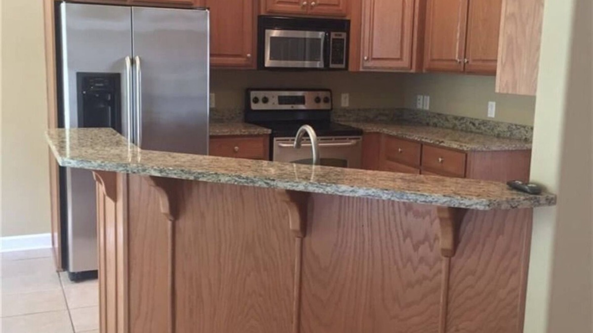 Brunswick House | Single family home near the beach with community pool