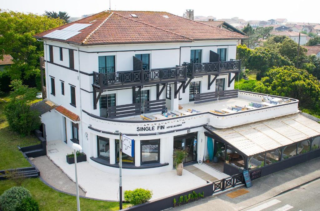 Mimizan Hotel | Single Fin Hotel & Lodge