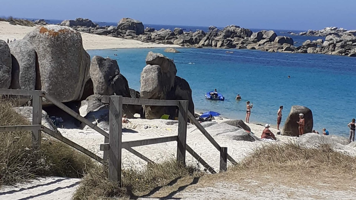 Plouneour-Brignogan-Plages House | SINGLE-FLOOR HOUSE, 1000 m from the SEA and BEACHES, 500 m from the village,