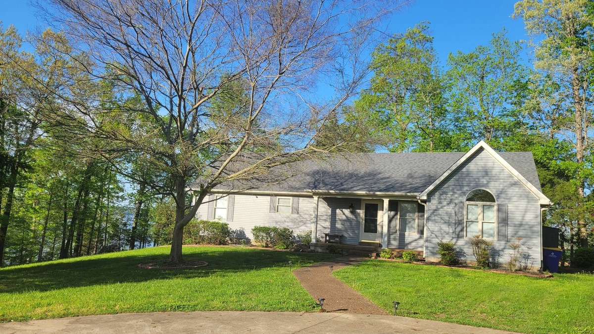 Halfway House | Single Level Lakehouse Retreat