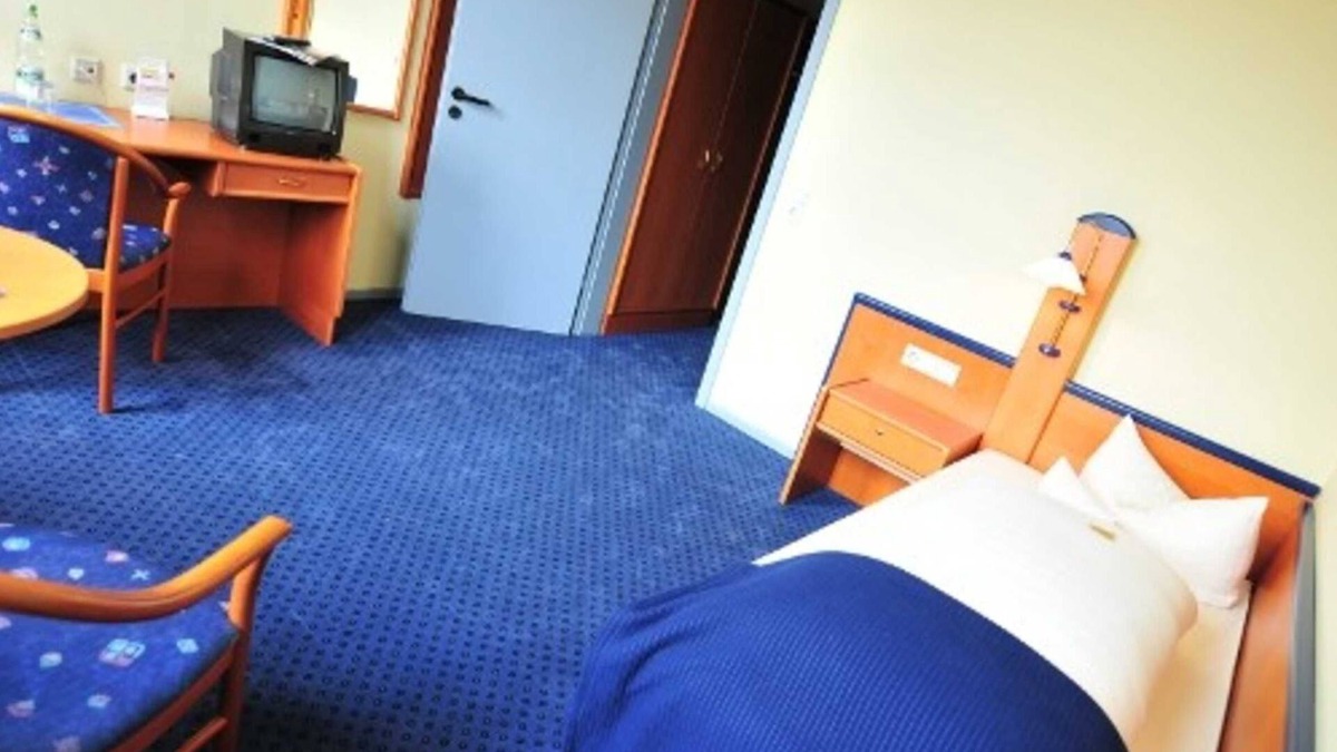 Clausthal-Zellerfeld House | Single room 02 - Hotel Goldene Krone