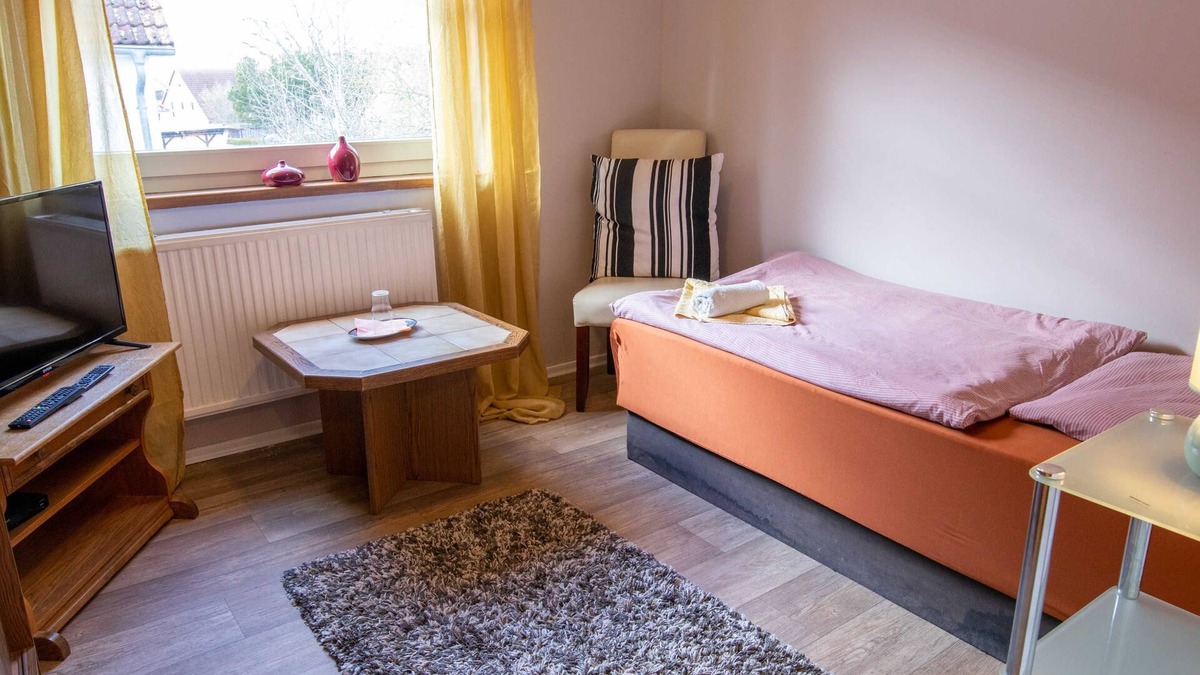 Prohn Apartment | Single room (20) - Pension Zur Kurve