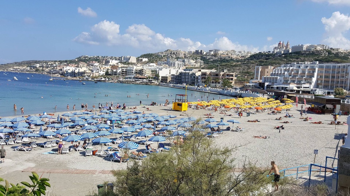 Għadira House | Single room for one person only 5 minutes walk to Mellieha beach