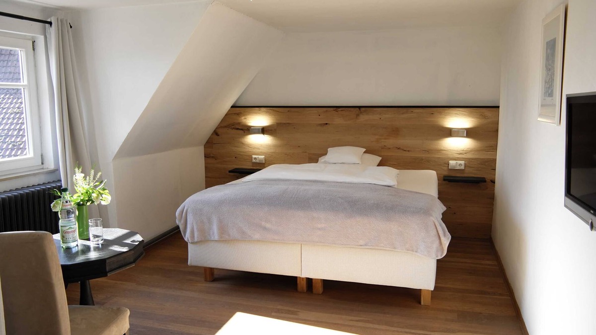 Waschenbeuren Cottage | Single room - Gasthof laundry lock