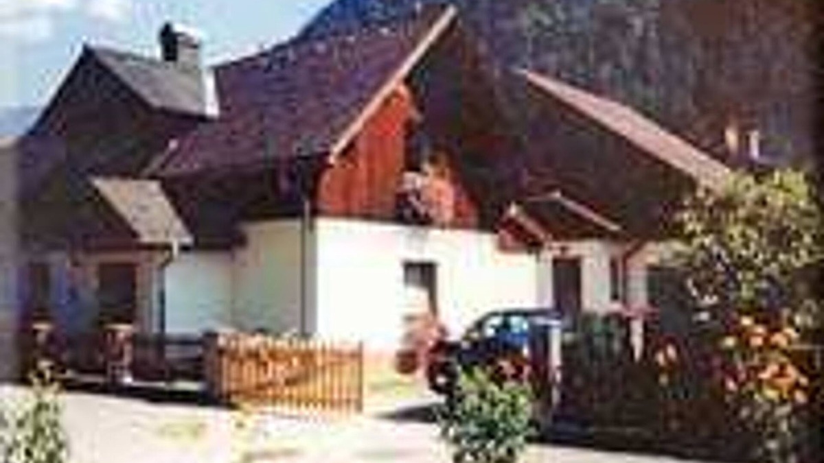 Hallstatt Apartment | Single Room - House Yodler