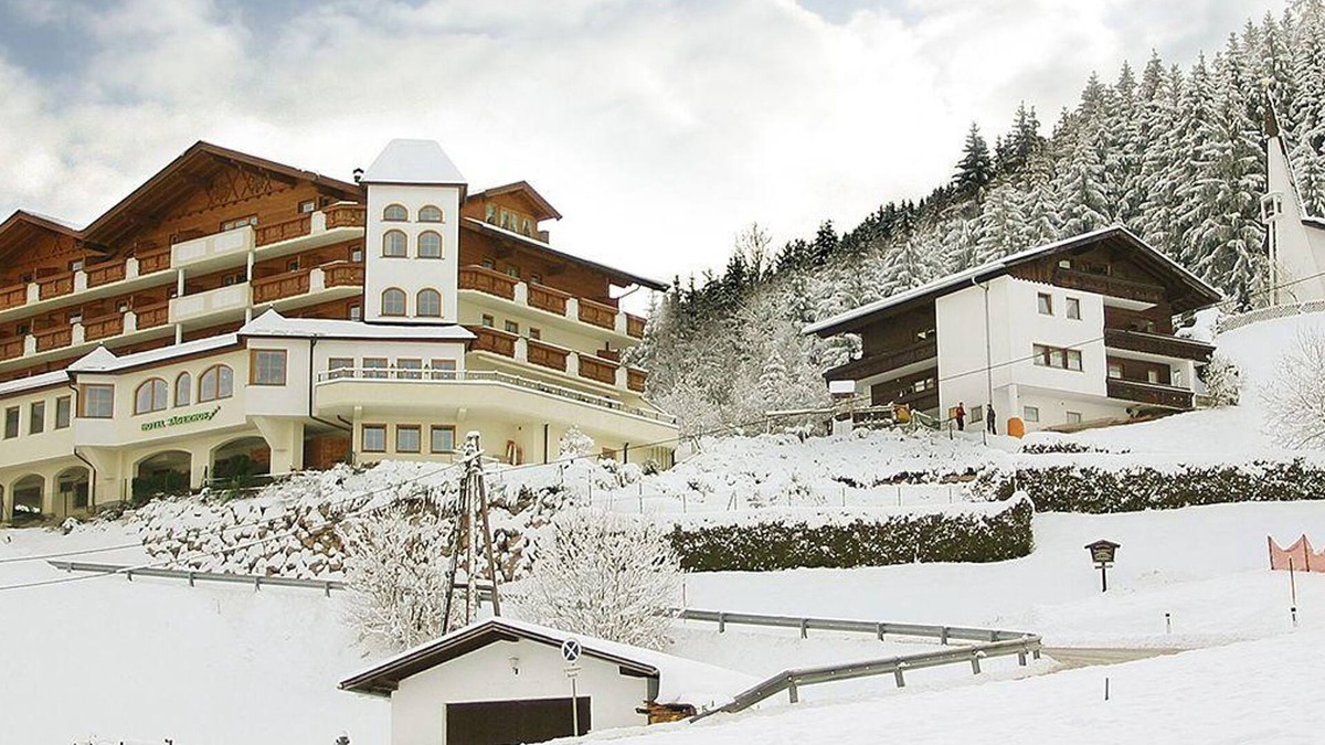 Kolsassberg Cottage | Single room next door - Hotel Pension Jägerhof KG