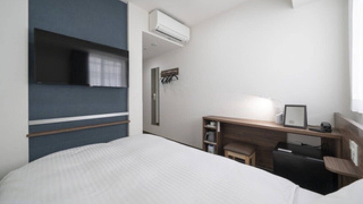 Sasashimacho Hotel | Single room nonsmoking for 2 people breakfast /Nagoya Aichi