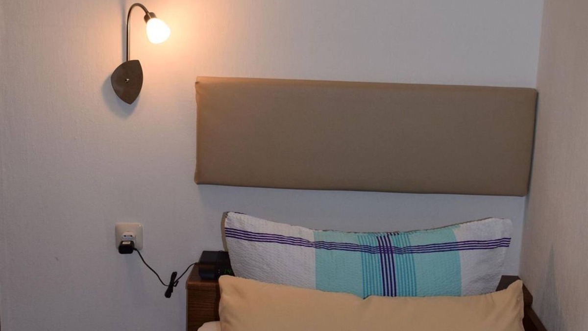 Pfaffendorf Bed & Breakfast | Single room, shower, toilet - Pension Lachmann