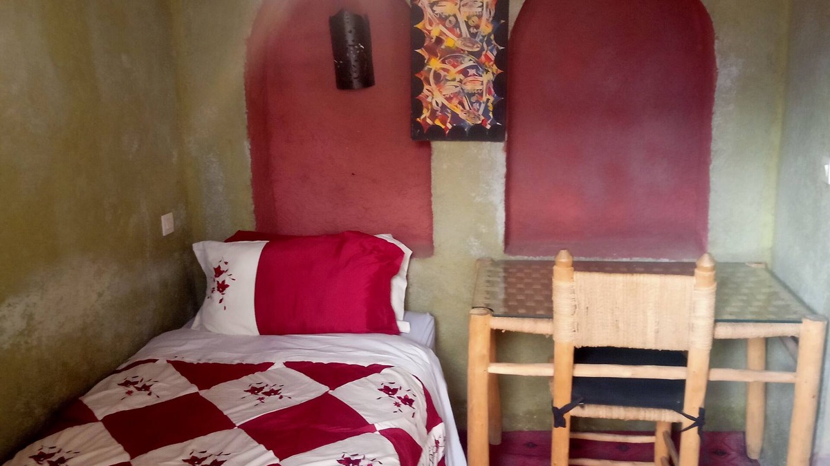 Diour Jdad Bed & Breakfast | Single Room With Private Bathroom Inside
