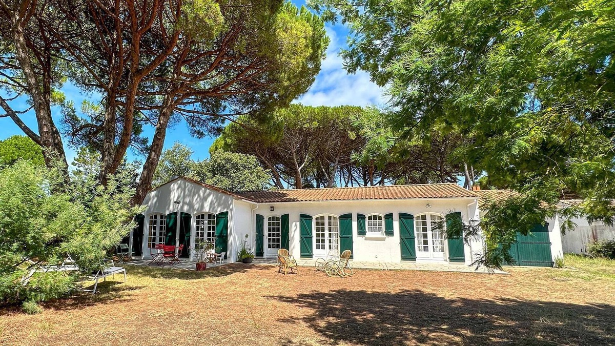 La Couarde-sur-Mer House | Single storey family villa close to the beach