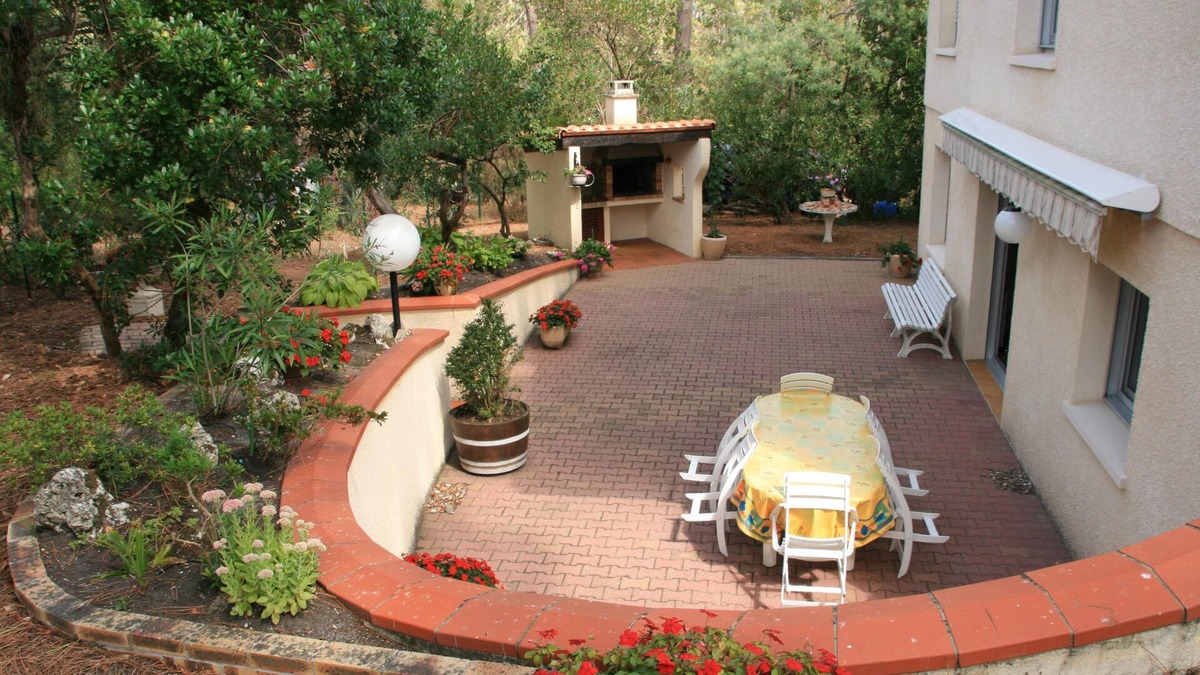 Piraillan Apartment | Single-storey apartment with garden, terrace in the middle of the Cap Ferret peninsula