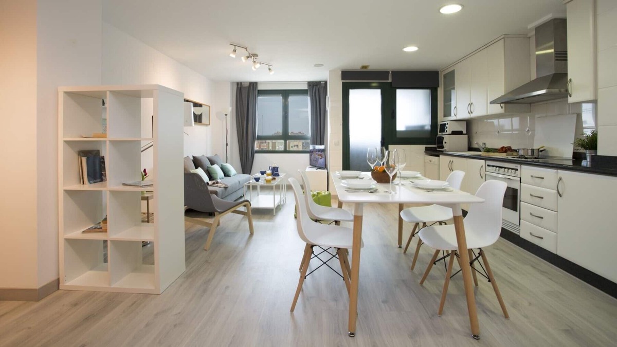 Penya-roja Apartment | Singular Stays Alameda I