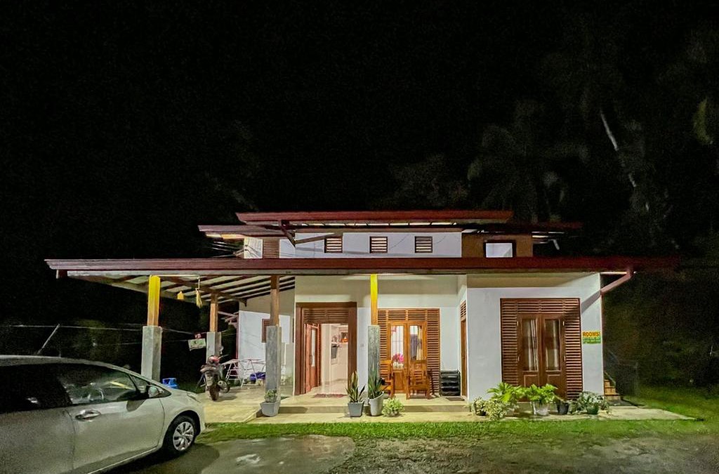 Nelluwa House | Sinharaja River Face holiday