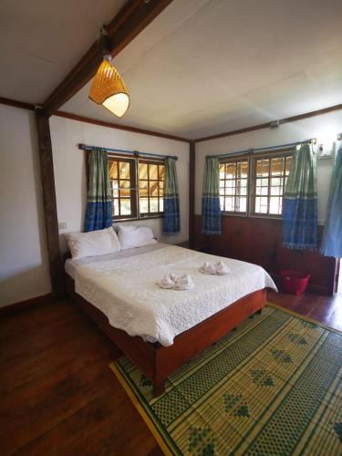 Salavan Province House | Sipasurth Guesthouse-Tadlo