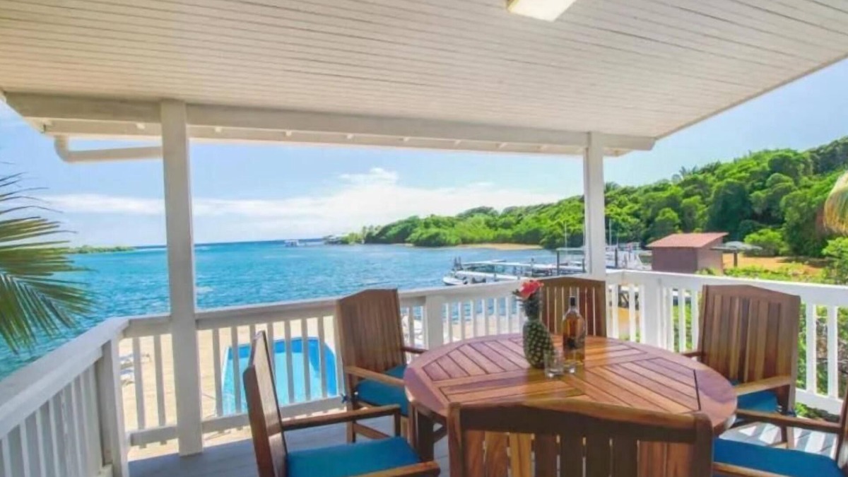 Jonesville Villa | Sir Sea Villas EagleRay 2 Bedroom Villa