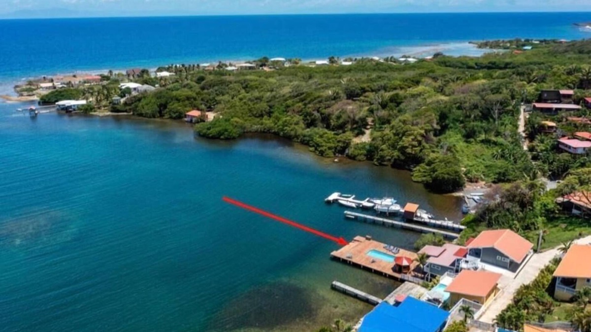 Jonesville Villa | Sir Sea Villas Sea Turtle One Bedroom King Suite