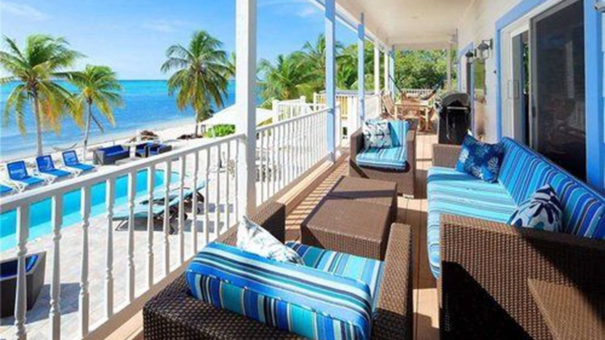 Blossom Village Villa | Sir Turtle Beach Villas