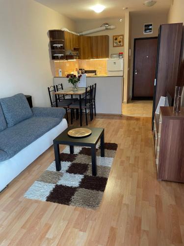 Erzsebetfalva Apartment | Sissy20 Apartman