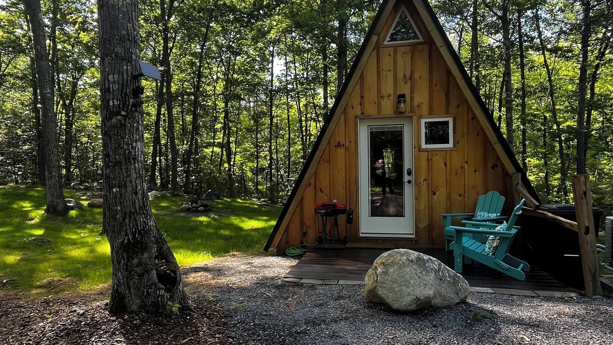 Oakland Cabin | Sister A Frame in the Woods