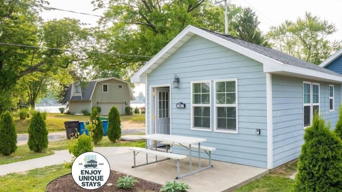 Sister Lakes Cabin | Sister Lake Cottages - Unit 1
