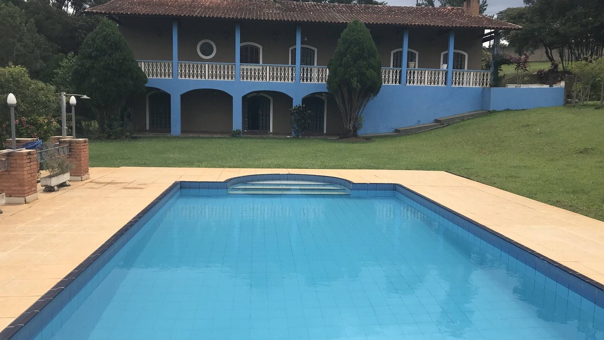 Ibiuna House | Site in ibiuna
