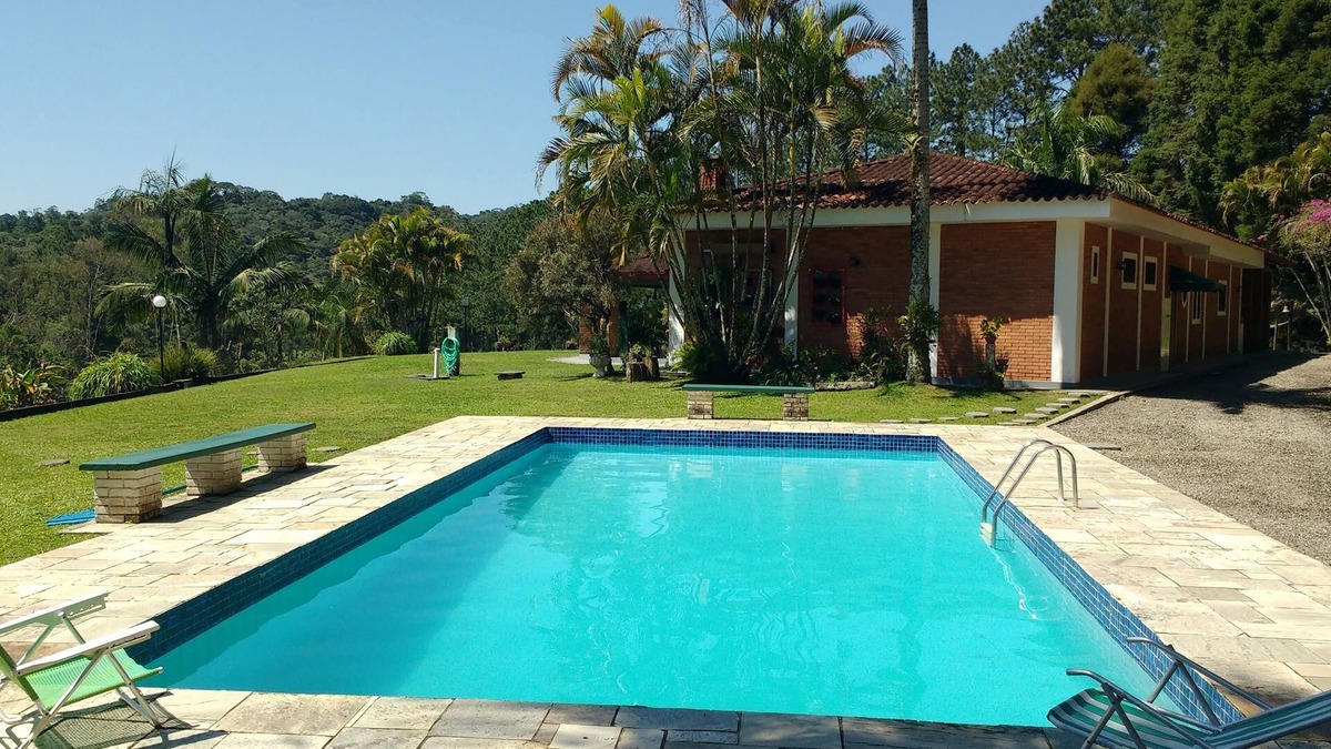 Juquitiba House | SITE WITH WIDE STRUCTURE AMONG ATLANTIC FOREST