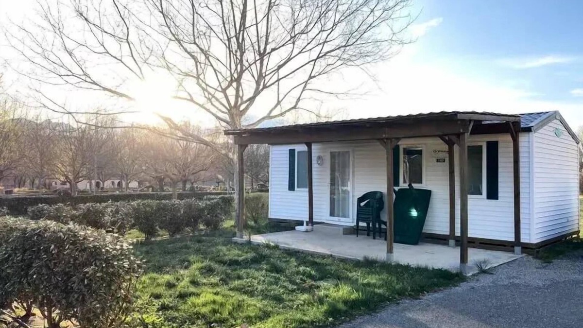 Sisteron House | Sites and Landscapes Les Prés Hauts * - Classic mobile home Durance 4 people