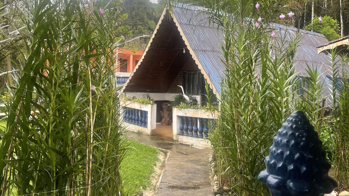 Miracatu House | Sitio Aconchegante e Tranquilo Para Quem Busca Sussego em Meio da Natureza