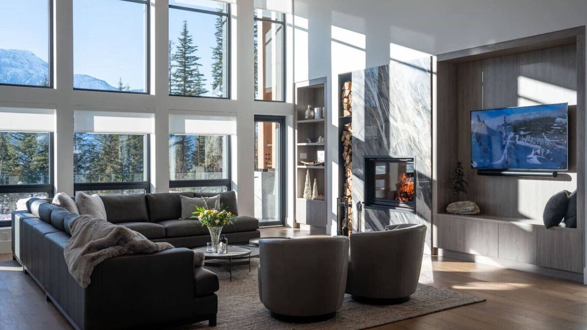 Revelstoke House | Sitka Spruce Mountain Chalet