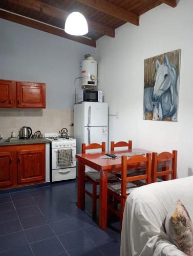Veinticinco de Mayo Apartment | Sito y Pocha 2