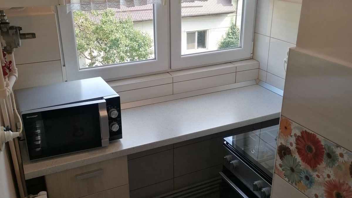 Cluj-Napoca Apartment | Situat la 2 km de centrul orasului si Parcul Central & 1 km de parcul Cetatuia